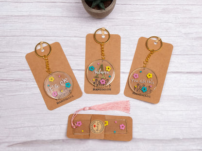 FLOWER KEYRING & BOOKMARK COMBO